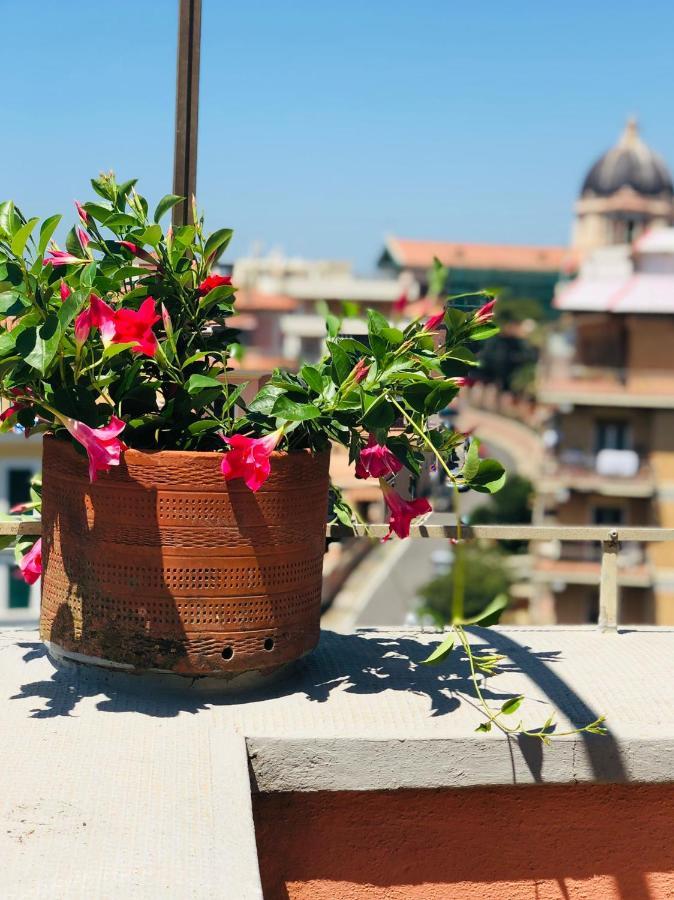 Penthouse Sea View Διαμέρισμα Λίντο ντι Όστια Εξωτερικό φωτογραφία