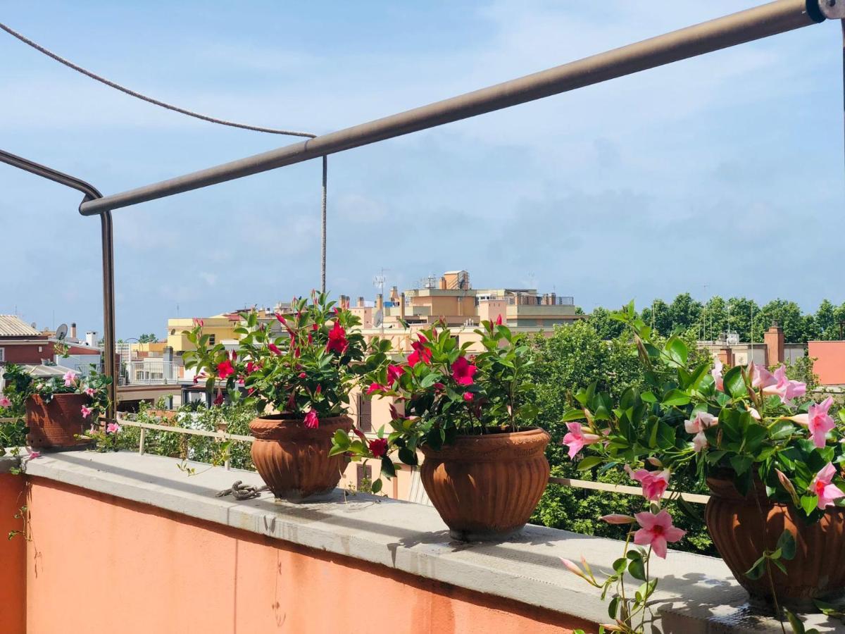 Penthouse Sea View Διαμέρισμα Λίντο ντι Όστια Εξωτερικό φωτογραφία